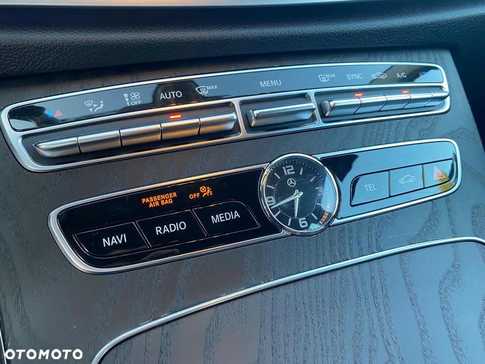 Mercedes-Benz Klasa E 220 d 9G-TRONIC Avantgarde - 28