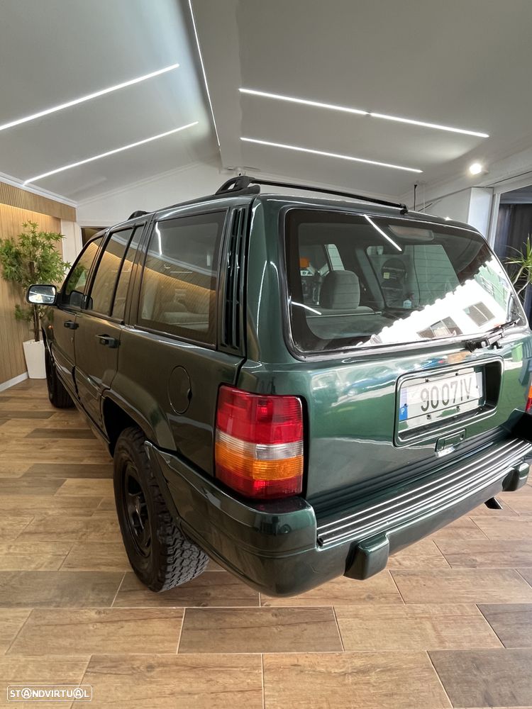 Jeep Grand Cherokee 2.5 TD Laredo - 58