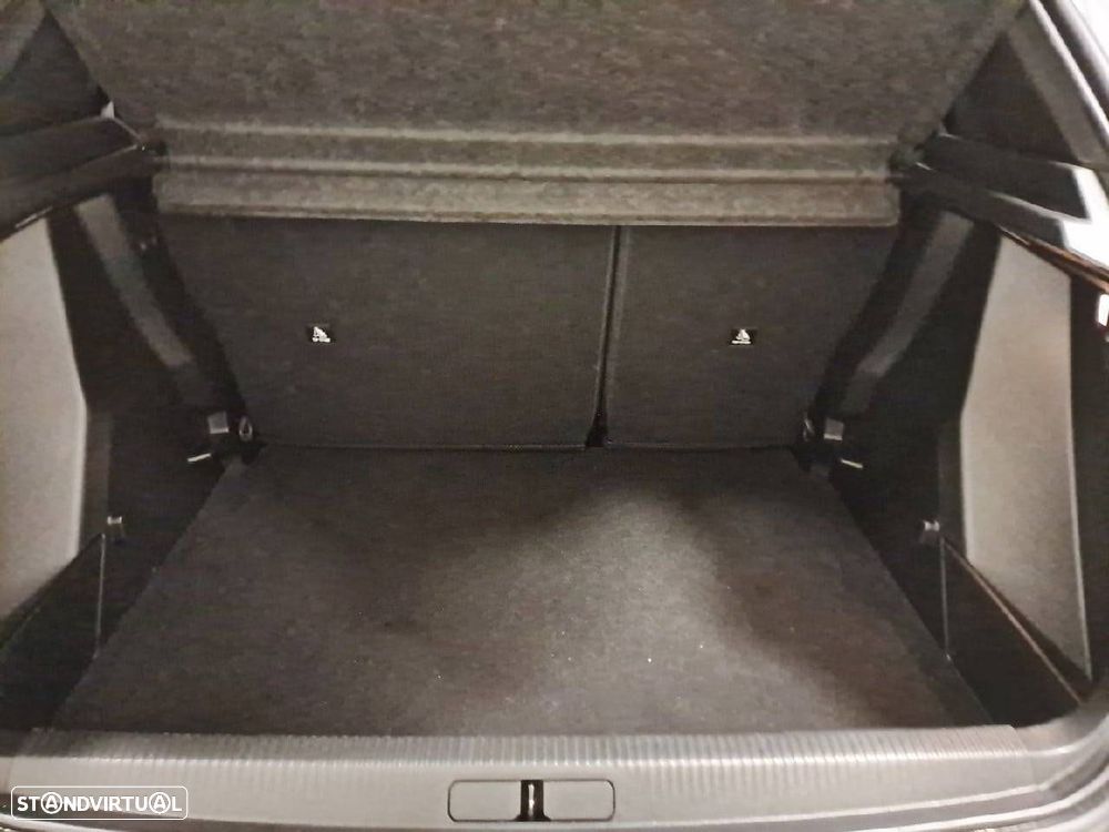 Peugeot 2008 1.2 Hybrid Allure e-DCS6 - 6