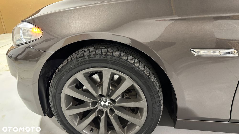 BMW Seria 5 520d - 19