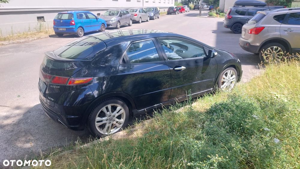 Honda Civic 2.2i-CTDi Comfort - 1