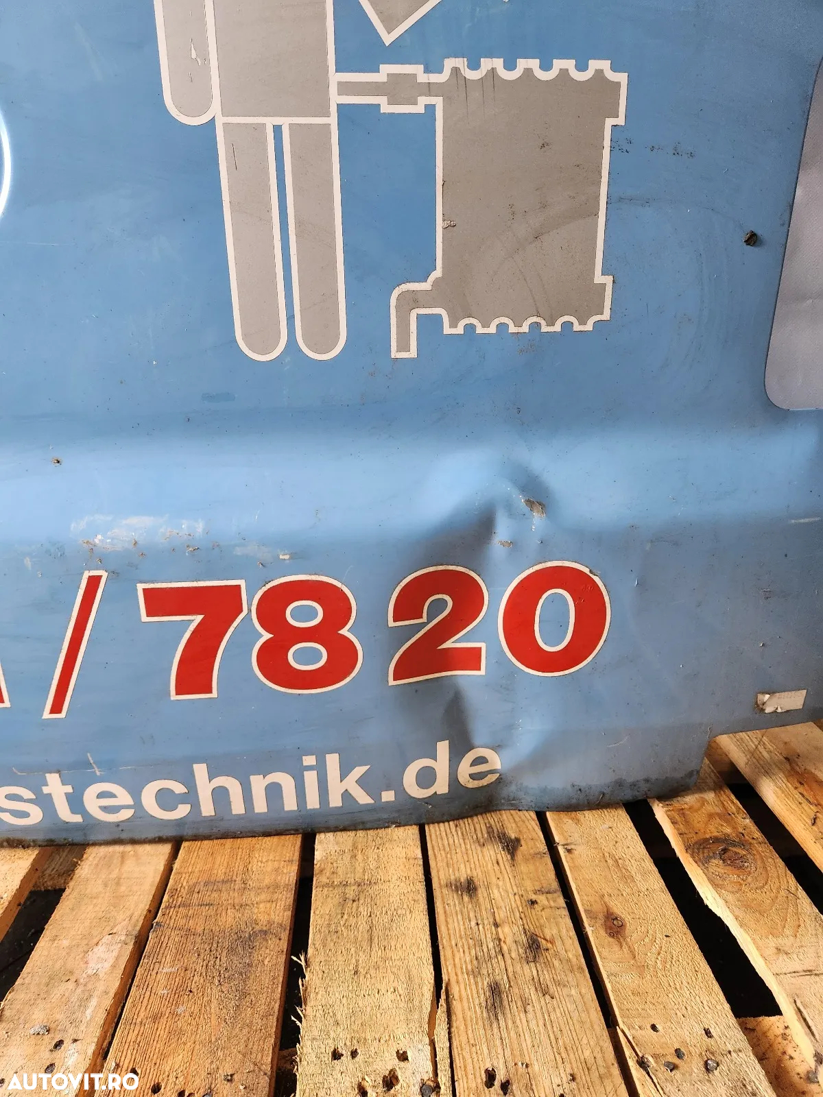 Usa Dreapta Spate Balanta Vw Transporter T5 Model Cu Geam Cu Defect - Dezmembrari Arad - 8