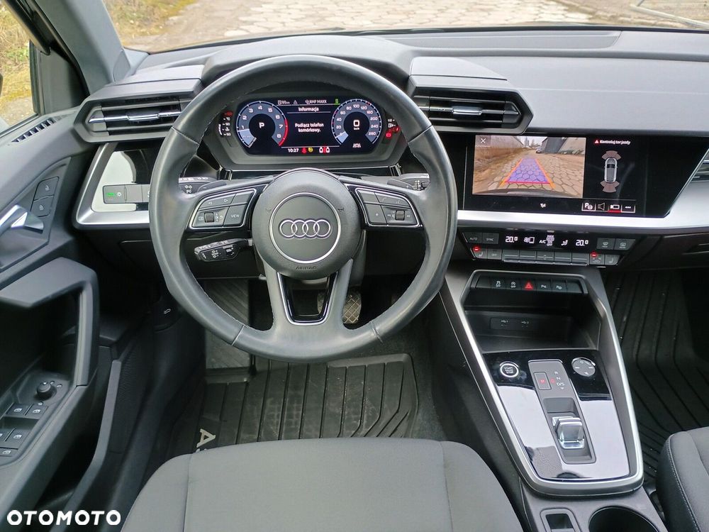 Audi A3 Sportback - 16