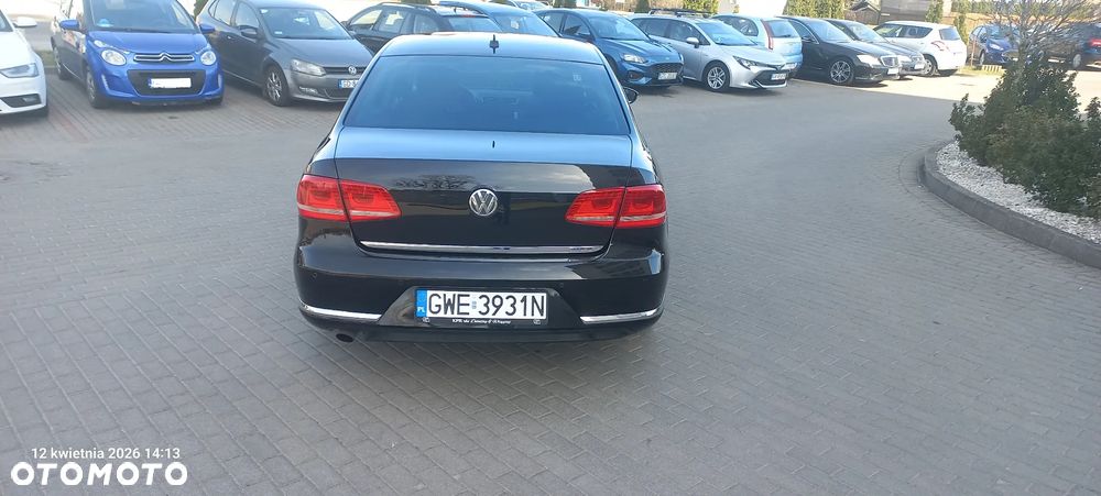 Volkswagen Passat 1.6 TDI BlueMotion Technology Highline - 21