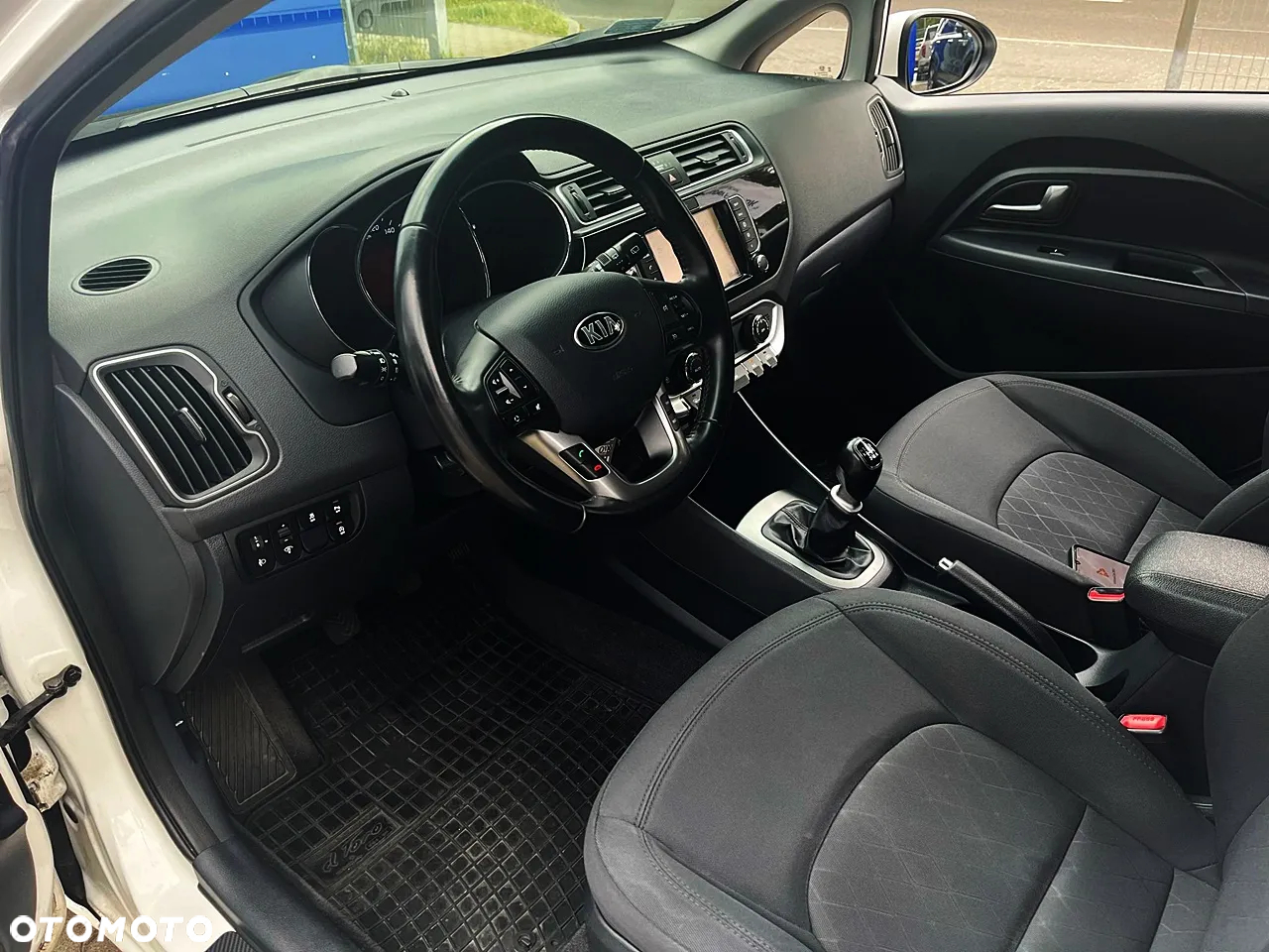 Kia Rio 1.4 Business Line Plus - 17