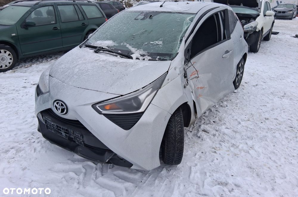 Toyota Aygo 1.0 VVT-i Color Edition - 8