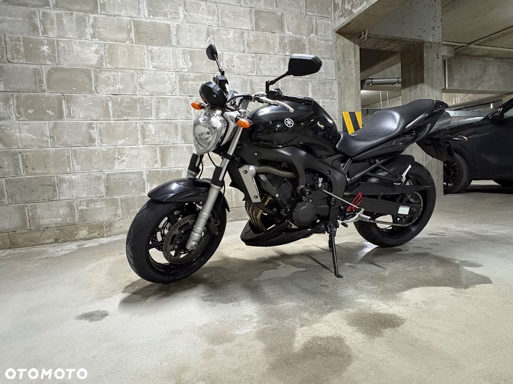 Yamaha FZ6 - 2