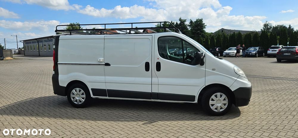 Renault Trafic - 14