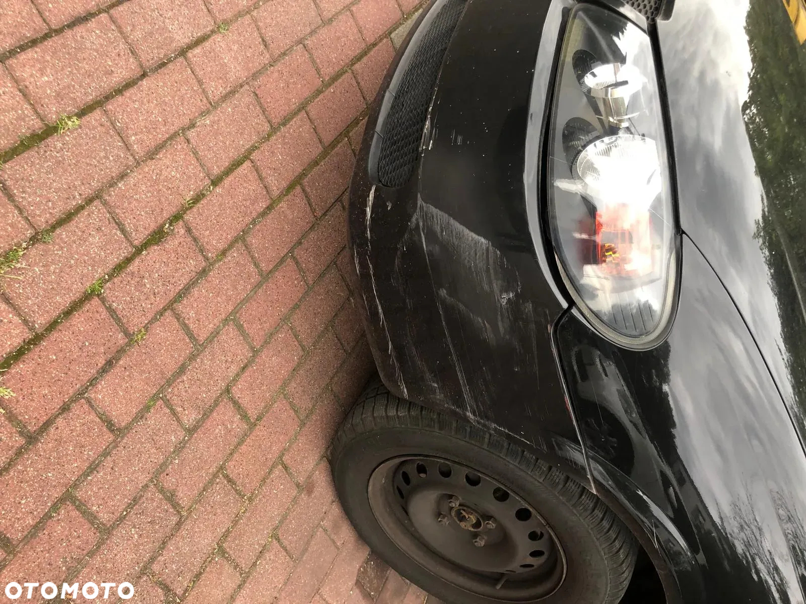 Nissan Almera II 1.5 Base - 2