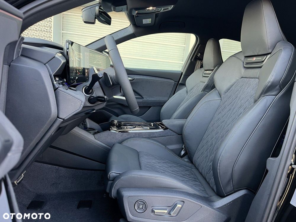 Audi Q6 e-tron - 18