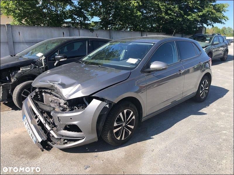 Volkswagen Polo - 1