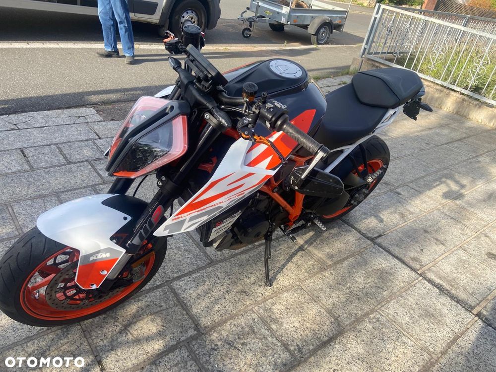 KTM Super Duke - 1