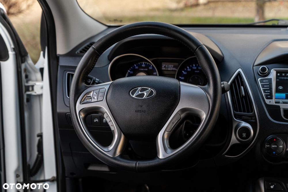 Hyundai ix35 2.0 Premium 2WD - 21