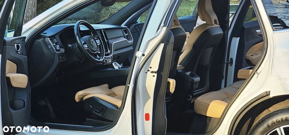 Volvo XC 60 D4 SCR AWD Inscription - 25