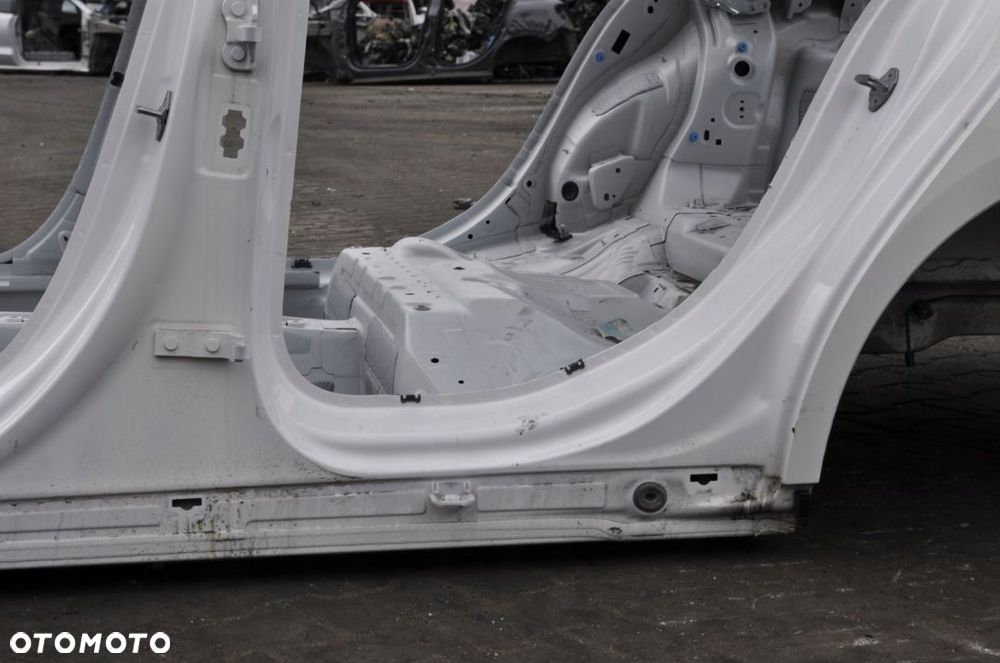 MERCEDES KLASA A W177 SŁUPEK PRÓG LEWY CAŁY DŁUGI - 2