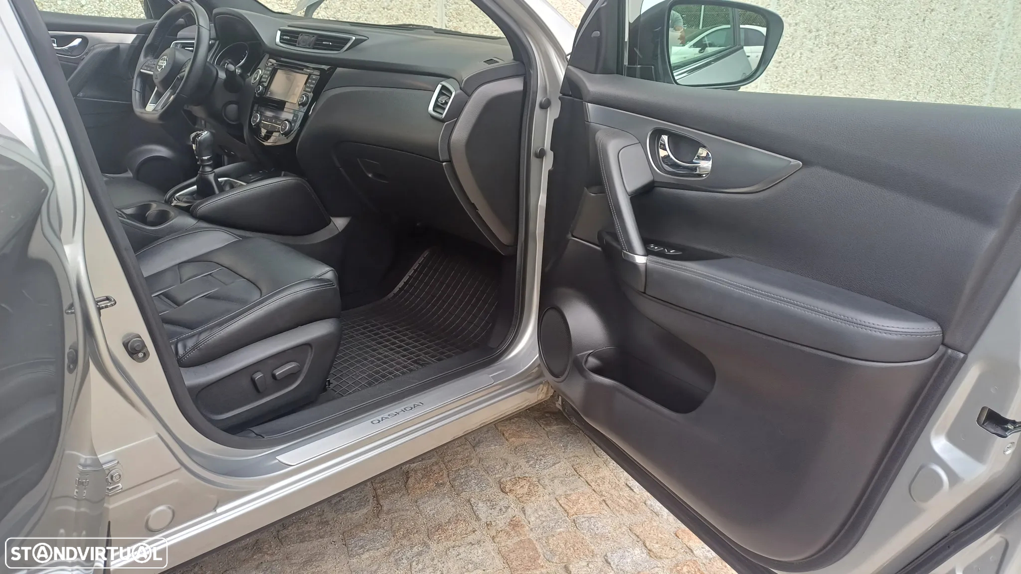 Nissan Qashqai 1.6 dCi Tekna Premium - 31