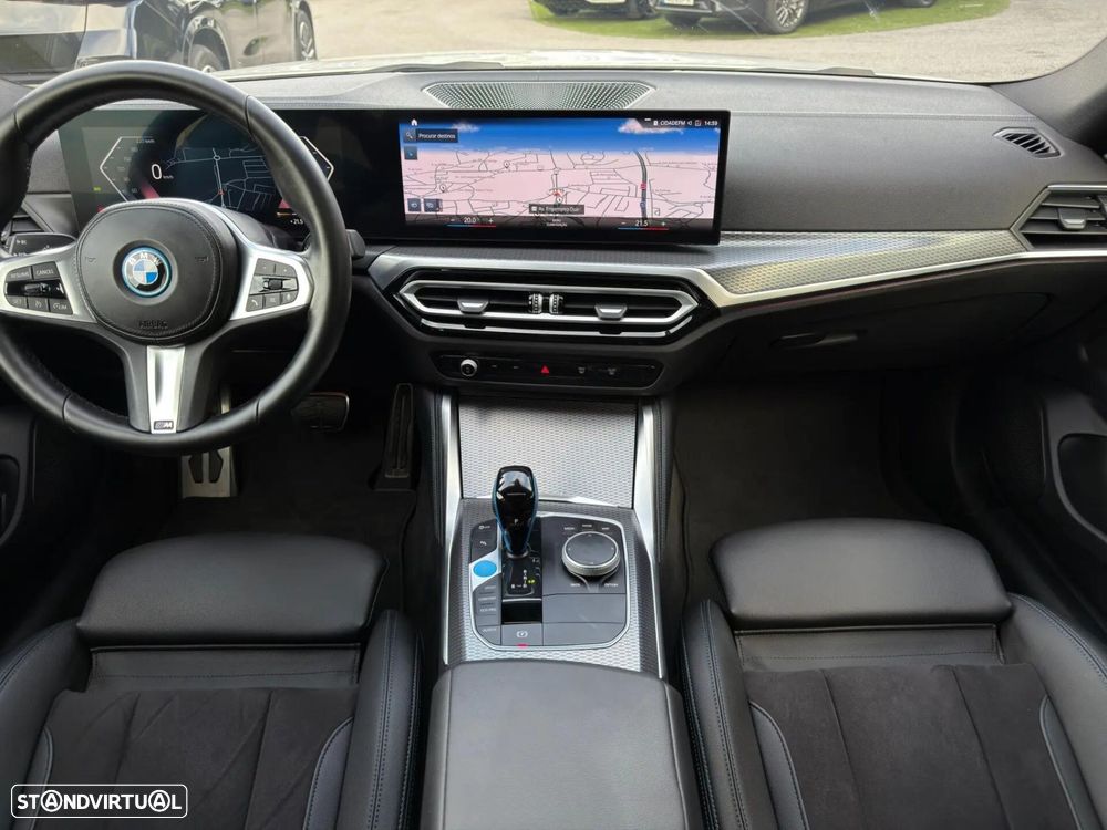 BMW i4 eDrive40 Pack Desportivo M - 21