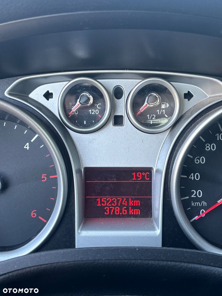 Ford Kuga - 8