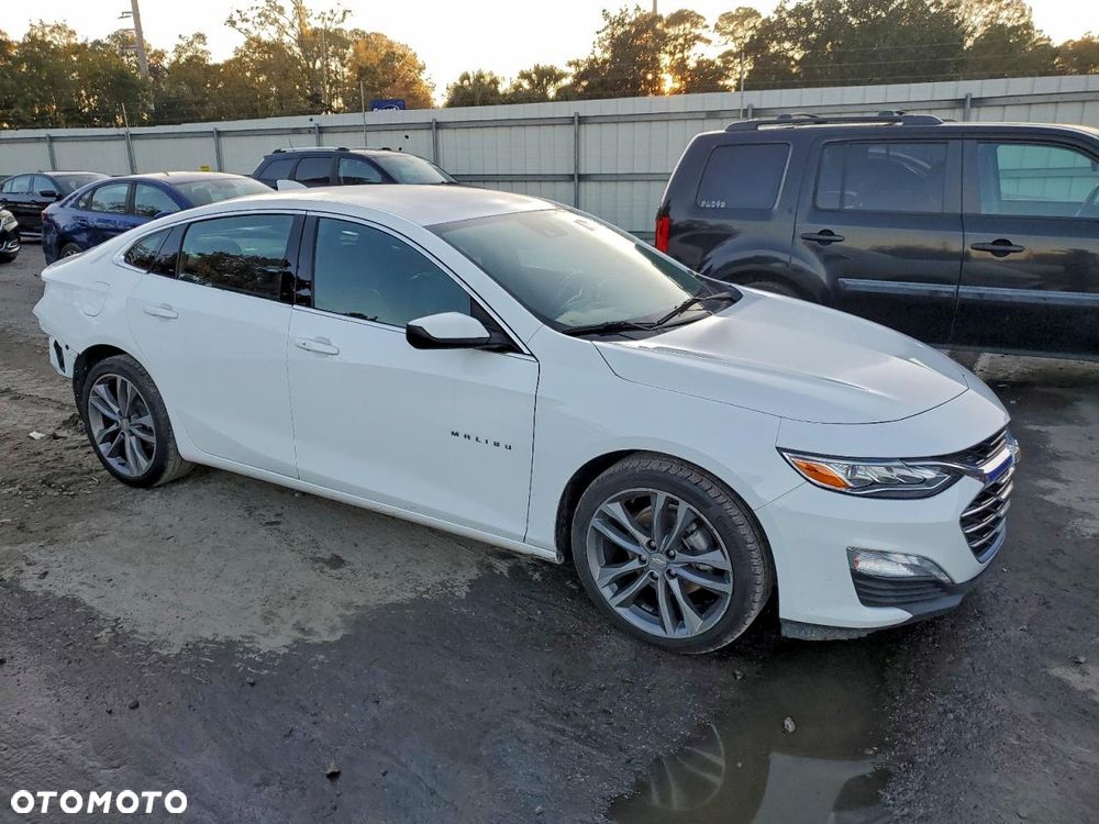 Chevrolet Malibu - 5