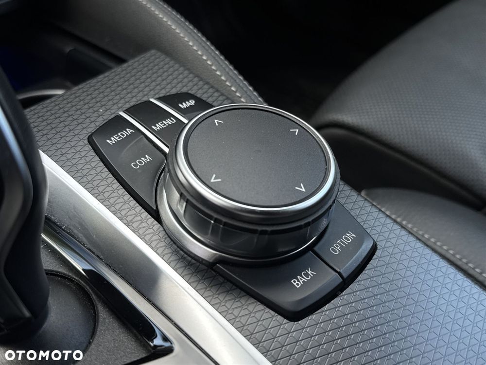 BMW Seria 5 - 16