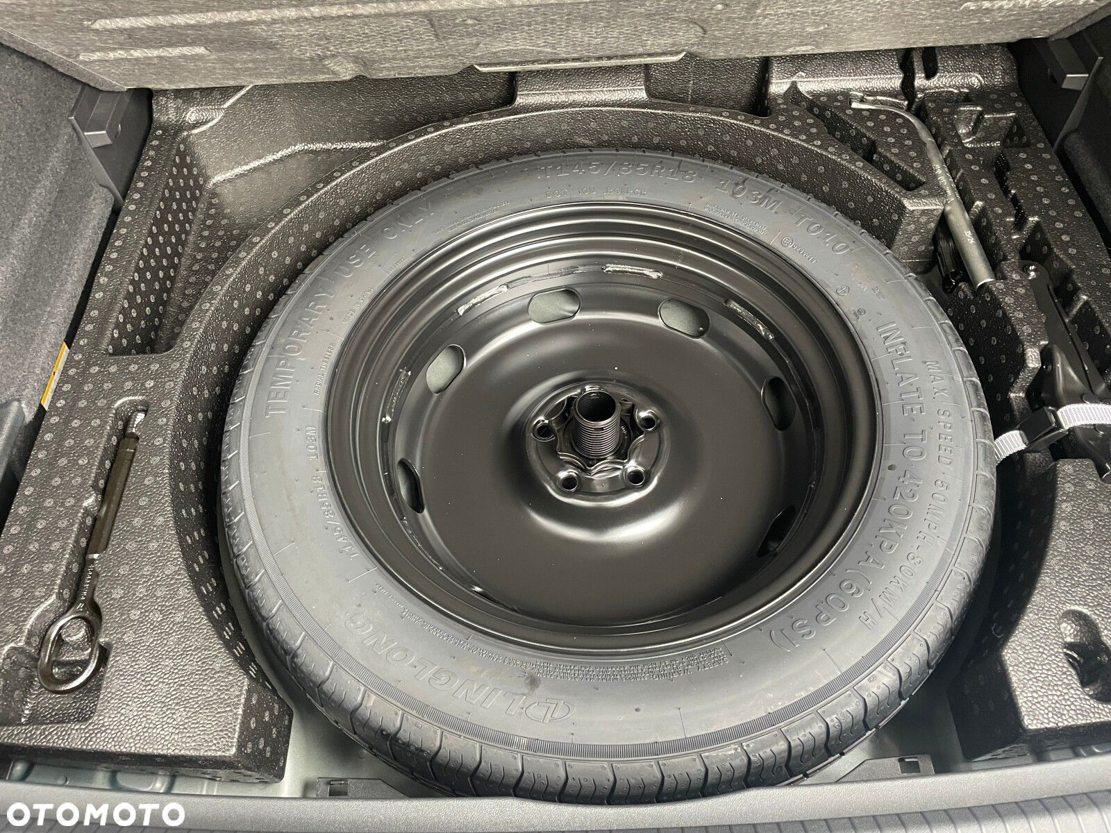 Volkswagen Tiguan - 33