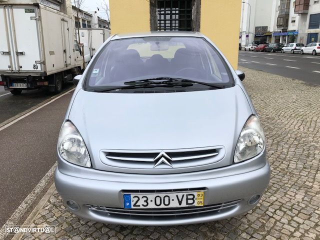 Citroën Xsara Picasso 1.6i Exclusive - 3