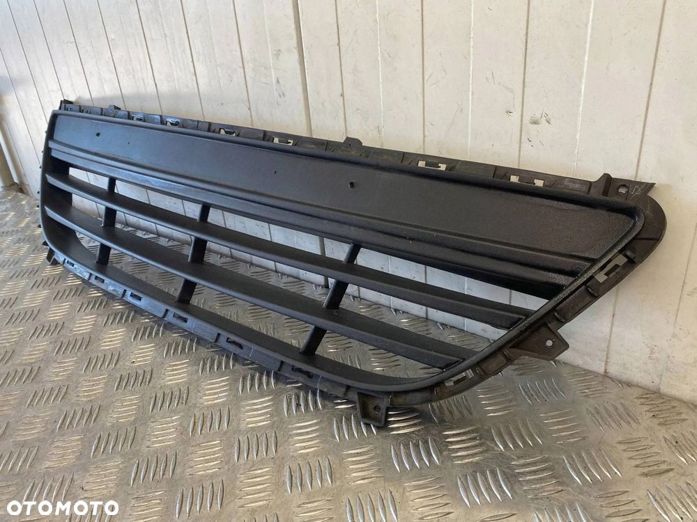 KRATKA ATRAPA ZDERZAKA HYUNDAI I20 I LIFT 12-14R 86561-1J500 - 2
