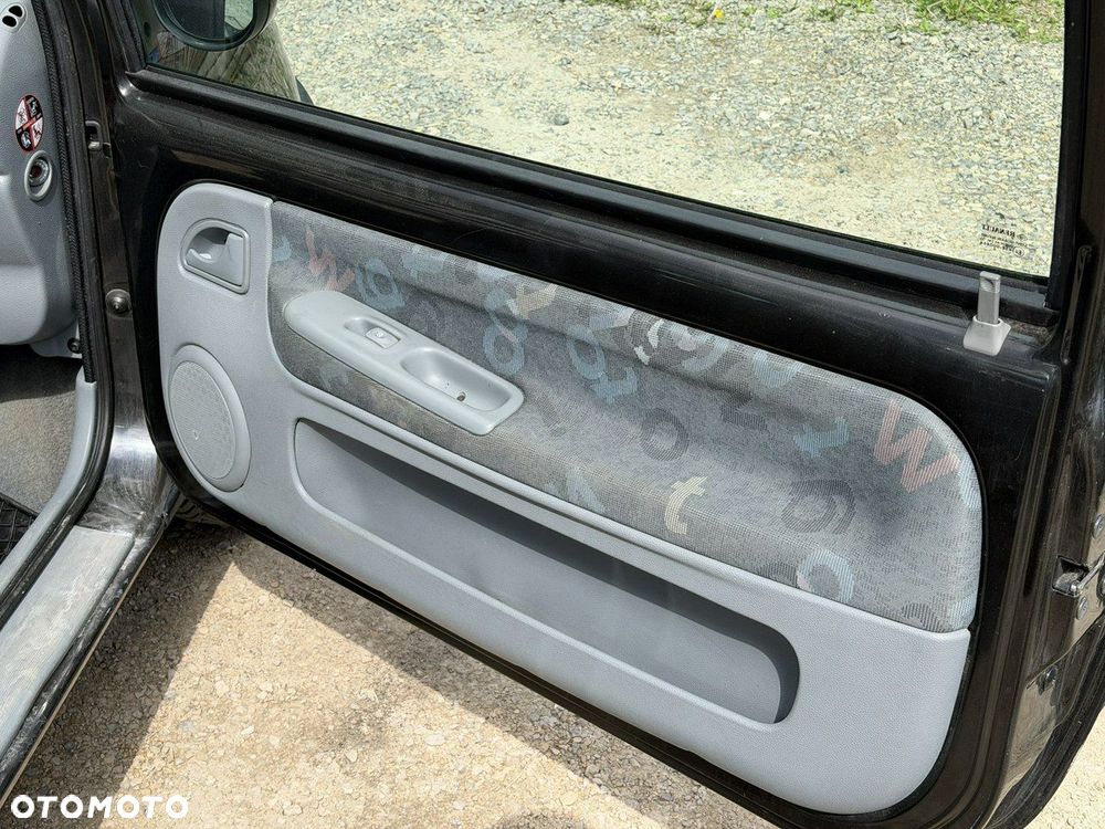 Renault Twingo - 15