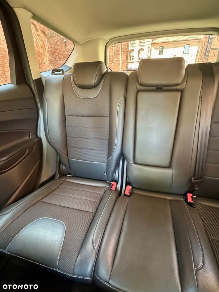 Ford Kuga 2.0 TDCi 4WD Trend - 33