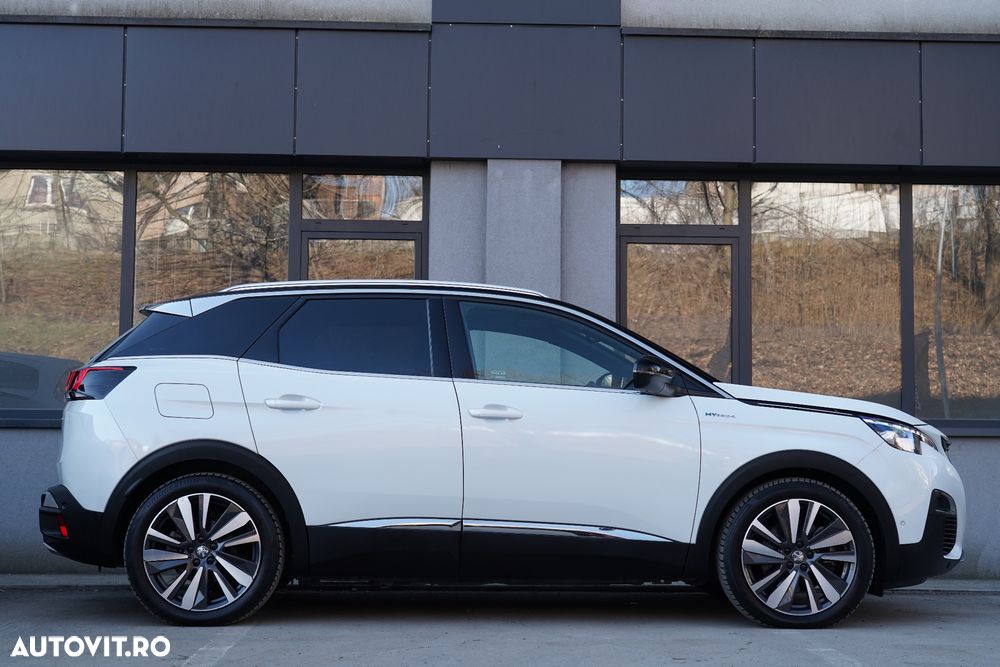 Peugeot 3008 PHEV EAT8 4X4 GT Pack - 28