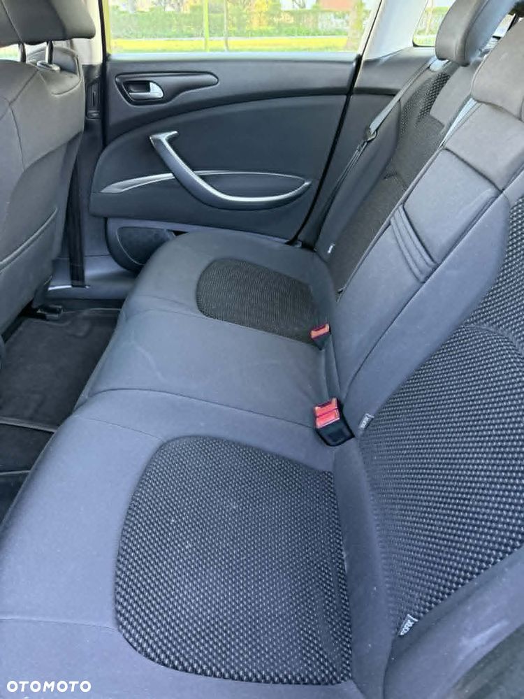Citroën C5 2.0 HDi Confort - 27