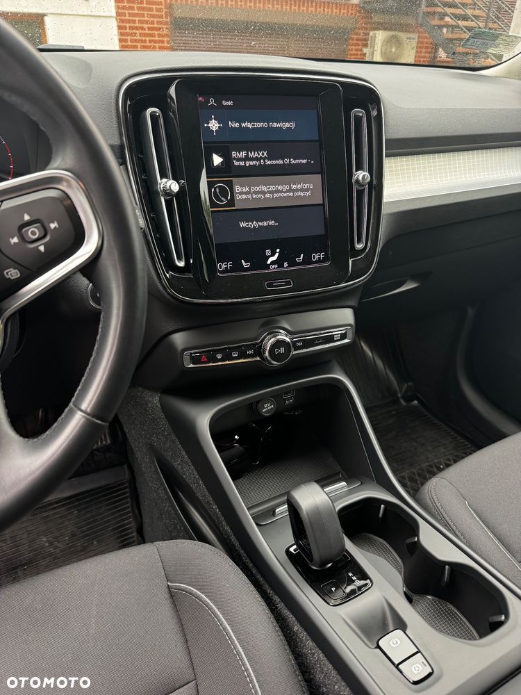 Volvo XC 40 T3 Momentum - 7