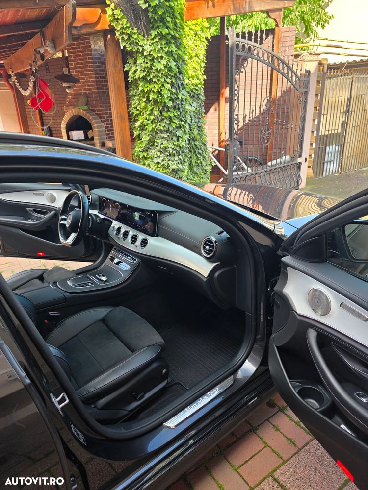 Mercedes-Benz E 220 d 4MATIC 9G-TRONIC AMG Line - 12
