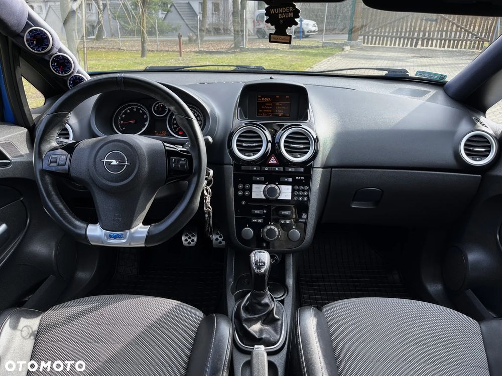 Opel Corsa 1.6 Turbo OPC - 14
