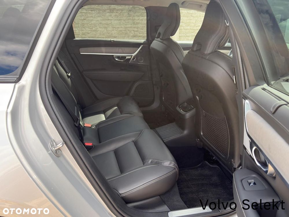 Volvo V90 - 17