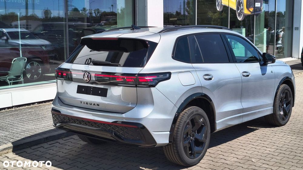 Volkswagen Tiguan - 9