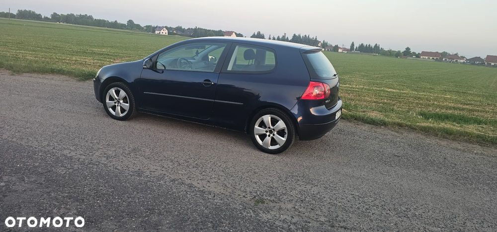 Volkswagen Golf 1.4 FSI Sportline - 3
