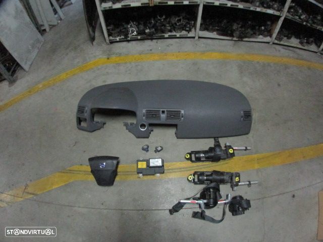 Kit Airbags 30615716 601220700B 601407700 8697679 8651201 8651200 VOLVO V50 2004 2.0D 136CV 5P CINZA PRETO - 1