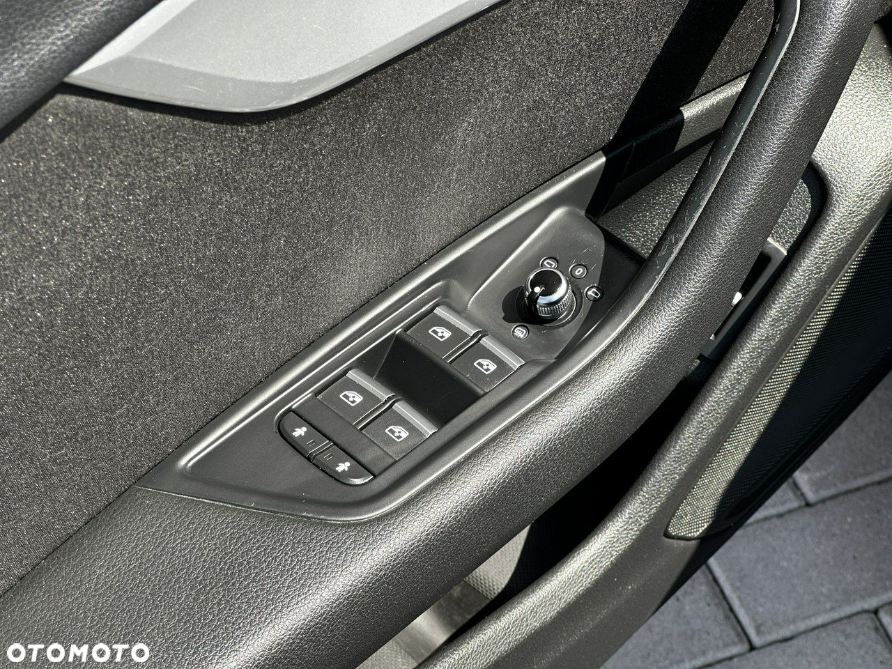Audi A4 2.0 TDI S tronic - 27