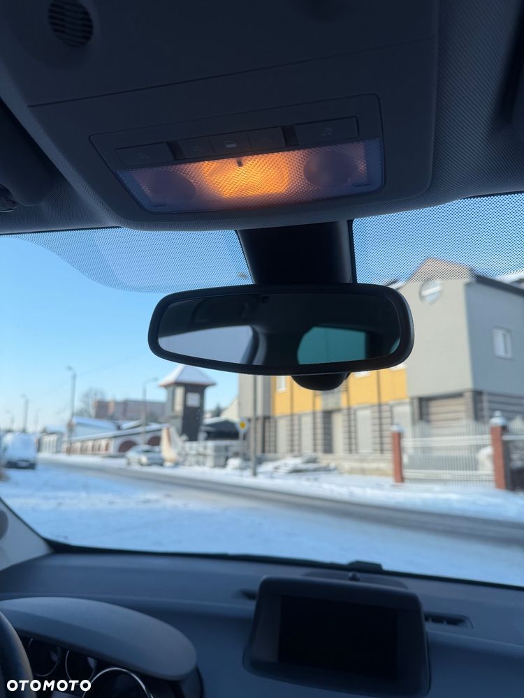 Opel Meriva 1.4 T Cosmo - 23