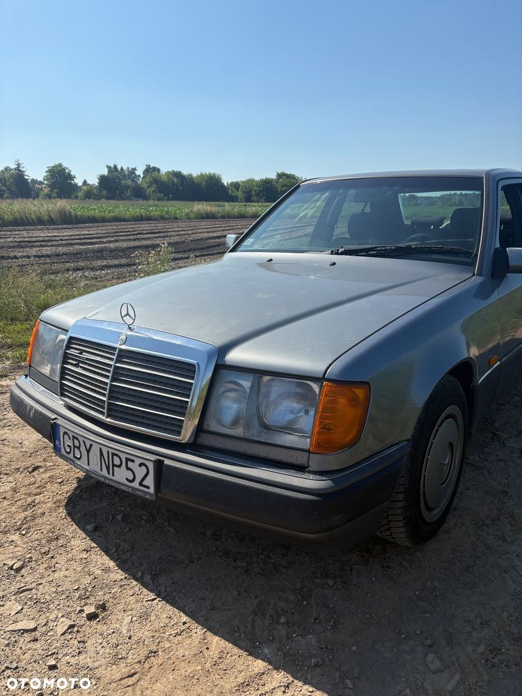 Mercedes-Benz W124 (1984-1993) - 1