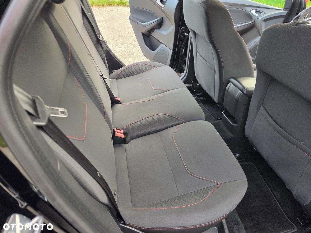 Ford Focus 1.0 EcoBoost Red Edition ASS - 17