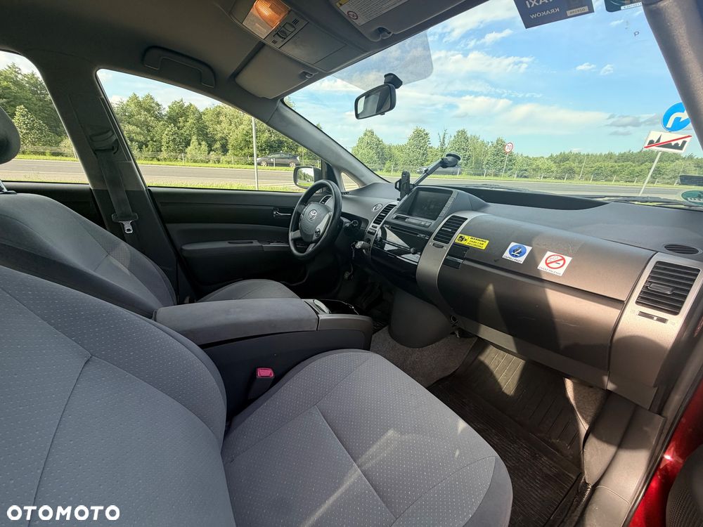 Toyota Prius - 14