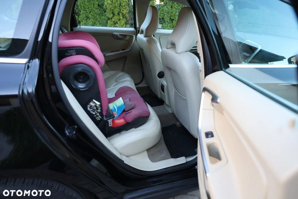 Volvo XC 60 - 21
