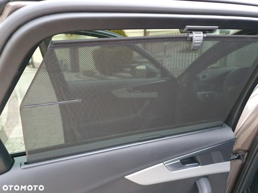 Audi A4 Avant 40 TDI quattro S tronic S line - 24