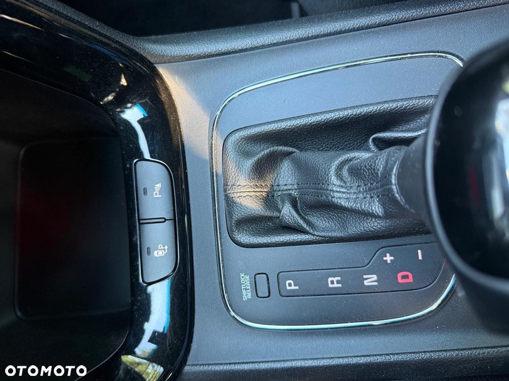 Kia Ceed 1.6 GDI DCT Platinum Edition - 17