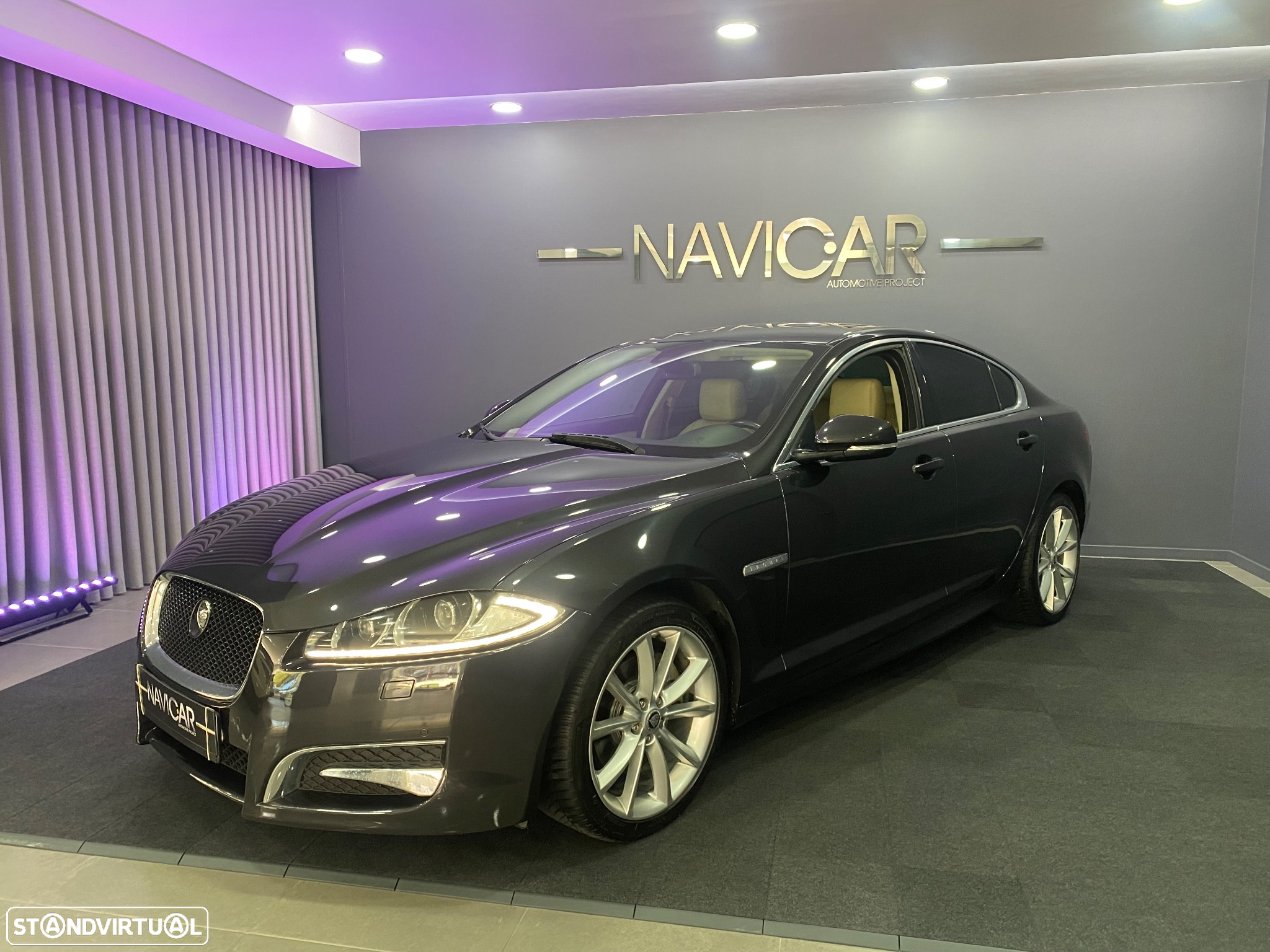 Jaguar XF 2.2 D R-Sport - 5