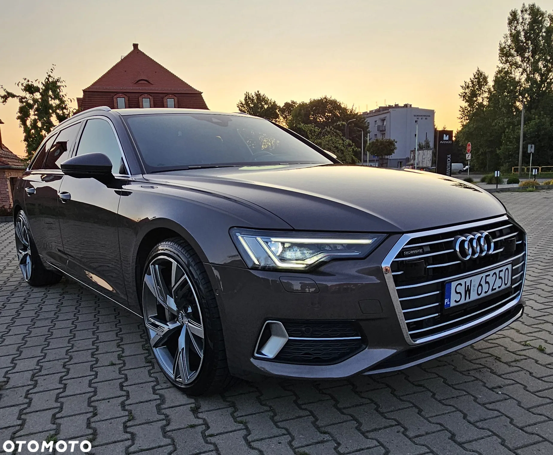 Audi A6 Avant 55 TFSI quattro S tronic - 20