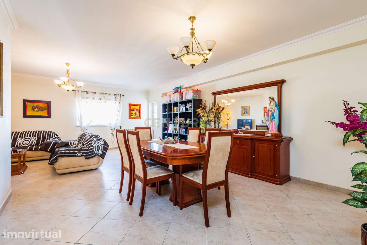 T3 Duplex com 244m2 Junto ao Centro - Grande imagem: 4/37