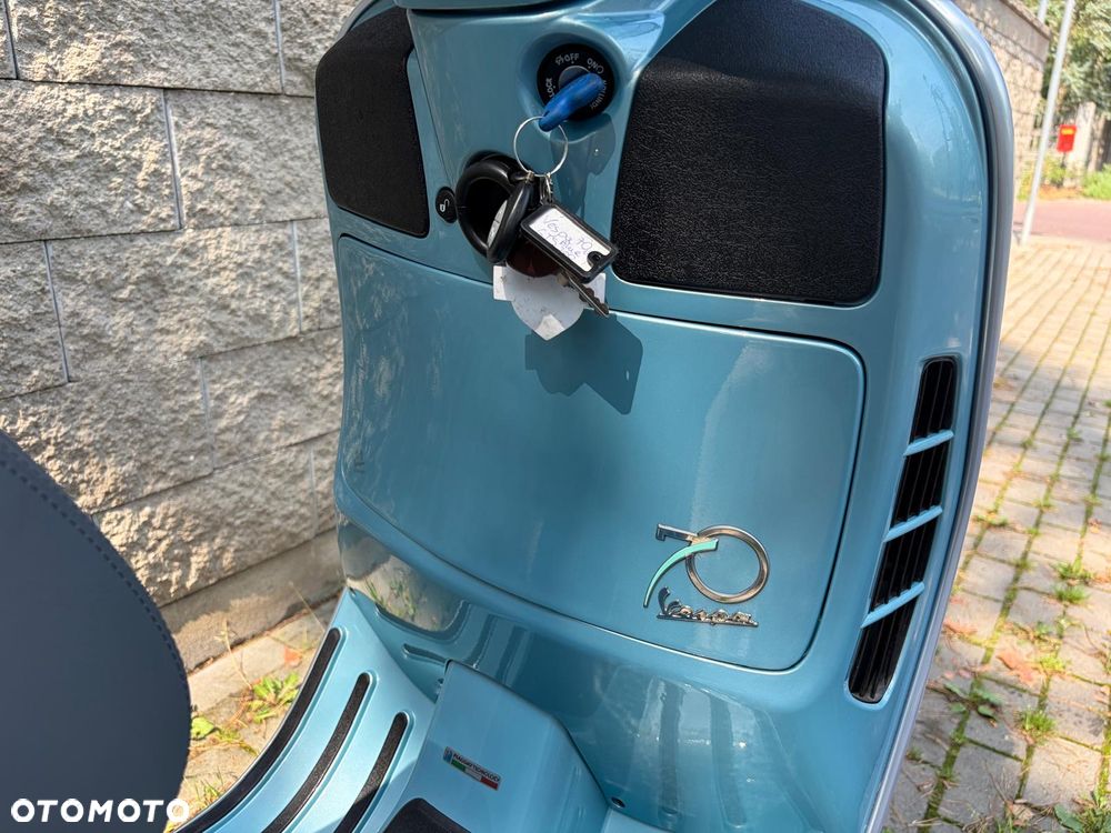 Vespa GTS - 30